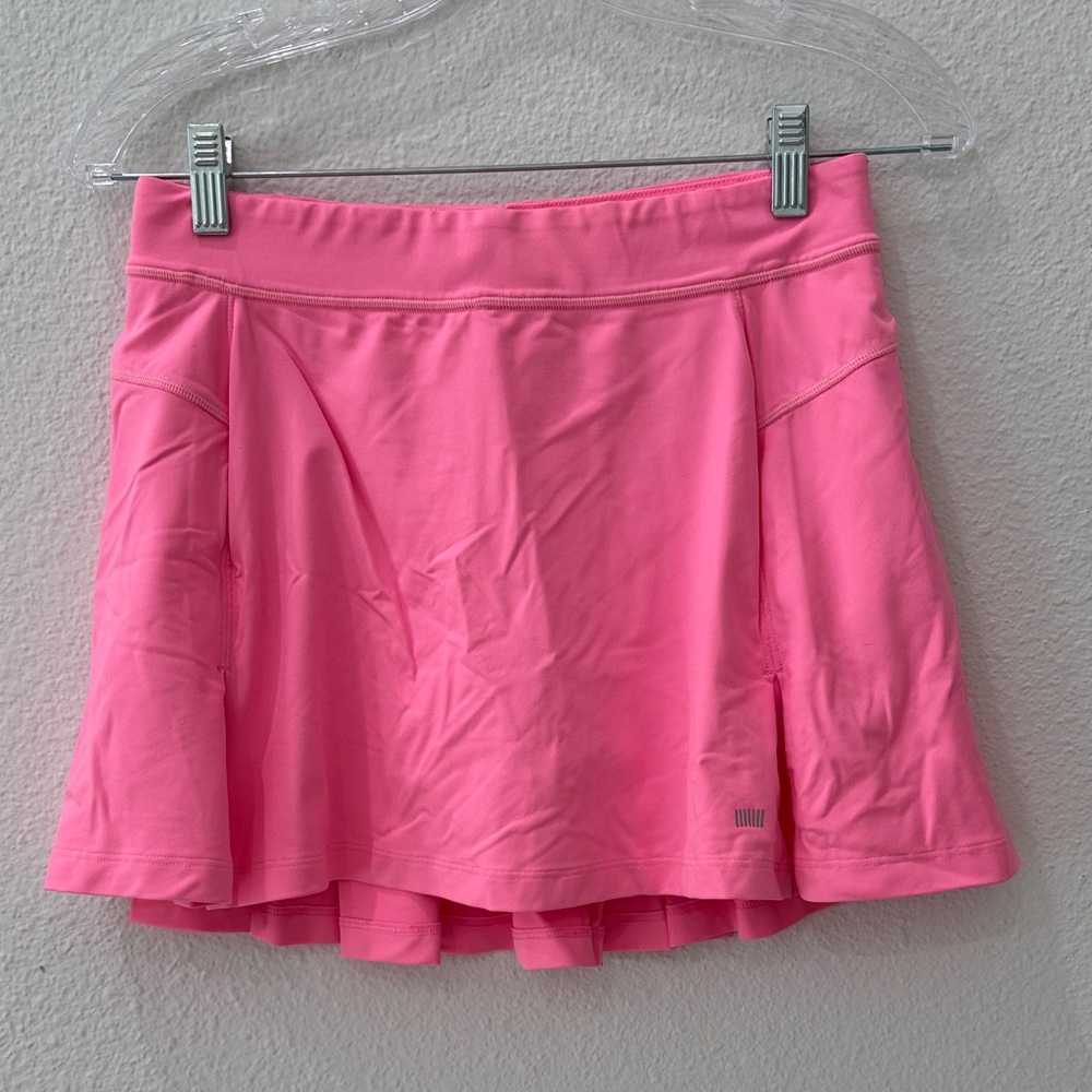 VICTORIA’S SECRET | NWOT VSX Sport Hot Pink Skort Skirt w Built in Shorts Small